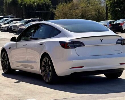 Білий Тесла Модель 3, об'ємом двигуна 0 л та пробігом 10 тис. км за 9400 $, фото 4 на Automoto.ua