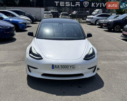 Белый Тесла Модель 3, объемом двигателя 0 л и пробегом 69 тыс. км за 24000 $, фото 17 на Automoto.ua