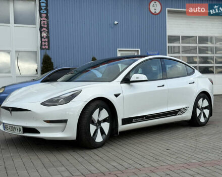 Білий Тесла Модель 3, об'ємом двигуна 0 л та пробігом 79 тис. км за 19200 $, фото 3 на Automoto.ua