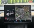 Білий Тесла Модель 3, об'ємом двигуна 0 л та пробігом 91 тис. км за 22999 $, фото 19 на Automoto.ua