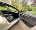 Белый Тесла Модель 3, объемом двигателя 0 л и пробегом 52 тыс. км за 21000 $, фото 25 на Automoto.ua