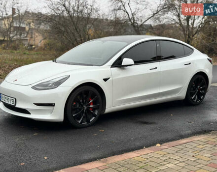 Белый Тесла Модель 3, объемом двигателя 0 л и пробегом 90 тыс. км за 23000 $, фото 25 на Automoto.ua