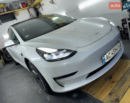 Белый Тесла Модель 3, объемом двигателя 0 л и пробегом 45 тыс. км за 29000 $, фото 23 на Automoto.ua