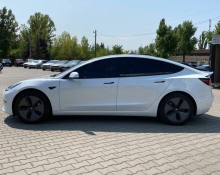 Белый Тесла Модель 3, объемом двигателя 5.5 л и пробегом 186 тыс. км за 15500 $, фото 3 на Automoto.ua