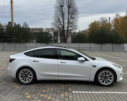 Белый Тесла Модель 3, объемом двигателя 0 л и пробегом 98 тыс. км за 19000 $, фото 7 на Automoto.ua