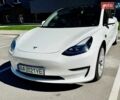 Білий Тесла Модель 3, об'ємом двигуна 0 л та пробігом 142 тис. км за 21300 $, фото 1 на Automoto.ua