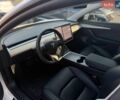 Белый Тесла Модель 3, объемом двигателя 0 л и пробегом 62 тыс. км за 17600 $, фото 22 на Automoto.ua