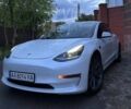 Белый Тесла Модель 3, объемом двигателя 0 л и пробегом 50 тыс. км за 16500 $, фото 7 на Automoto.ua