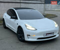 Белый Тесла Модель 3, объемом двигателя 0 л и пробегом 52 тыс. км за 21500 $, фото 2 на Automoto.ua