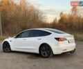 Білий Тесла Модель 3, об'ємом двигуна 0 л та пробігом 88 тис. км за 20950 $, фото 16 на Automoto.ua