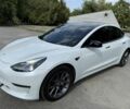 Белый Тесла Модель 3, объемом двигателя 0 л и пробегом 60 тыс. км за 18753 $, фото 2 на Automoto.ua