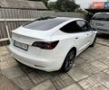 Білий Тесла Модель 3, об'ємом двигуна 0 л та пробігом 98 тис. км за 23000 $, фото 2 на Automoto.ua