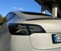 Белый Тесла Модель 3, объемом двигателя 0 л и пробегом 90 тыс. км за 22699 $, фото 27 на Automoto.ua
