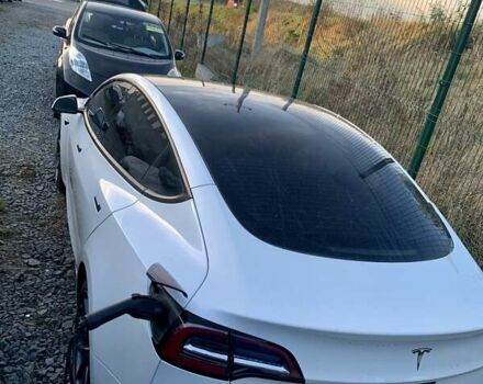 Белый Тесла Модель 3, объемом двигателя 0 л и пробегом 27 тыс. км за 19750 $, фото 14 на Automoto.ua