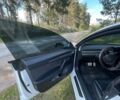 Белый Тесла Модель 3, объемом двигателя 0 л и пробегом 76 тыс. км за 21900 $, фото 17 на Automoto.ua