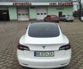 Білий Тесла Модель 3, об'ємом двигуна 0 л та пробігом 106 тис. км за 16900 $, фото 11 на Automoto.ua