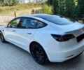 Білий Тесла Модель 3, об'ємом двигуна 0 л та пробігом 68 тис. км за 11700 $, фото 6 на Automoto.ua