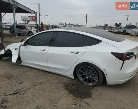 Тесла Модель 3 2021 у Луцьку на Automoto.ua Білий Тесла Модель 3, об'ємом двигуна 0 л та пробігом 28 тис. км за 13900 $, фото 5 на Automoto.ua