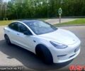 Білий Тесла Модель 3, об'ємом двигуна 0.32 л та пробігом 95 тис. км за 16999 $, фото 2 на Automoto.ua