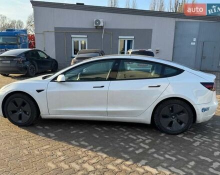 Белый Тесла Модель 3, объемом двигателя 0 л и пробегом 167 тыс. км за 18500 $, фото 7 на Automoto.ua