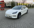Белый Тесла Модель 3, объемом двигателя 0 л и пробегом 45 тыс. км за 27500 $, фото 32 на Automoto.ua