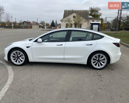 Білий Тесла Модель 3, об'ємом двигуна 0 л та пробігом 45 тис. км за 19500 $, фото 1 на Automoto.ua