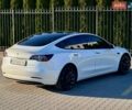 Білий Тесла Модель 3, об'ємом двигуна 0 л та пробігом 82 тис. км за 20500 $, фото 20 на Automoto.ua