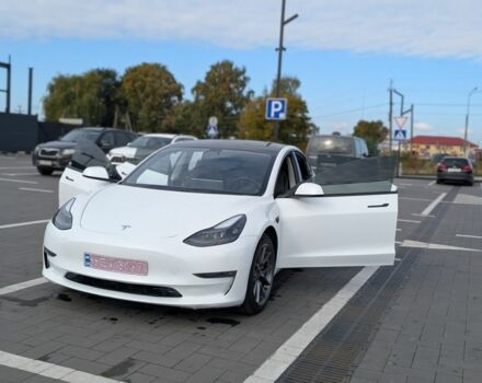 Тесла Модель 3 2021 в Луцке на Automoto.ua Белый Тесла Модель 3, объемом двигателя 0 л и пробегом 170 тыс. км за 17000 $, фото 17 на Automoto.ua