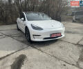 Білий Тесла Модель 3, об'ємом двигуна 0 л та пробігом 44 тис. км за 18000 $, фото 1 на Automoto.ua