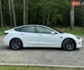 Білий Тесла Модель 3, об'ємом двигуна 0 л та пробігом 128 тис. км за 19200 $, фото 3 на Automoto.ua