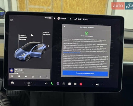 Белый Тесла Модель 3, объемом двигателя 0 л и пробегом 45 тыс. км за 29000 $, фото 40 на Automoto.ua