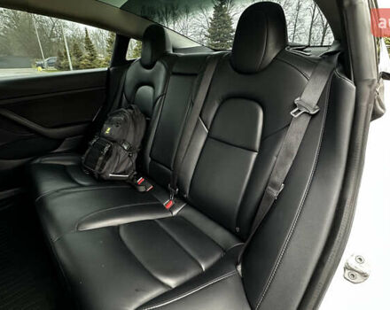 Белый Тесла Модель 3, объемом двигателя 0 л и пробегом 367 тыс. км за 15000 $, фото 8 на Automoto.ua