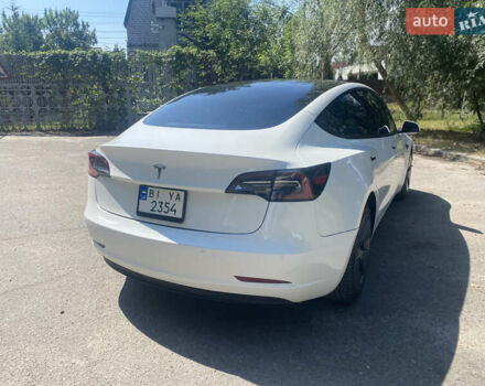 Білий Тесла Модель 3, об'ємом двигуна 0 л та пробігом 44 тис. км за 18500 $, фото 7 на Automoto.ua