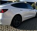 Белый Тесла Модель 3, объемом двигателя 0 л и пробегом 64 тыс. км за 20500 $, фото 4 на Automoto.ua