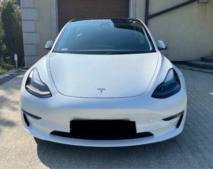 Білий Тесла Модель 3, об'ємом двигуна 0 л та пробігом 68 тис. км за 11700 $, фото 2 на Automoto.ua