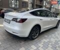Белый Тесла Модель 3, объемом двигателя 0 л и пробегом 65 тыс. км за 14800 $, фото 7 на Automoto.ua