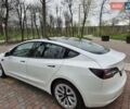 Белый Тесла Модель 3, объемом двигателя 0 л и пробегом 25 тыс. км за 29000 $, фото 4 на Automoto.ua