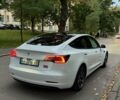 Тесла Модель 3 2021 у Києві на Automoto.ua Білий Тесла Модель 3, об'ємом двигуна 0 л та пробігом 105 тис. км за 19500 $, фото 3 на Automoto.ua
