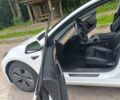 Белый Тесла Модель 3, объемом двигателя 0 л и пробегом 55 тыс. км за 17650 $, фото 16 на Automoto.ua