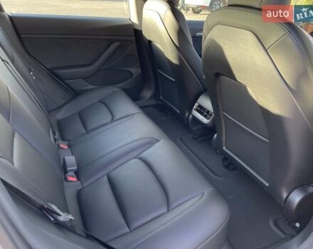 Белый Тесла Модель 3, объемом двигателя 0 л и пробегом 37 тыс. км за 22999 $, фото 20 на Automoto.ua