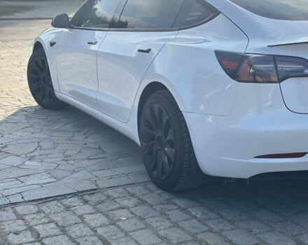 Білий Тесла Модель 3, об'ємом двигуна 0 л та пробігом 106 тис. км за 18900 $, фото 48 на Automoto.ua