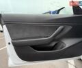 Білий Тесла Модель 3, об'ємом двигуна 0 л та пробігом 132 тис. км за 23450 $, фото 20 на Automoto.ua