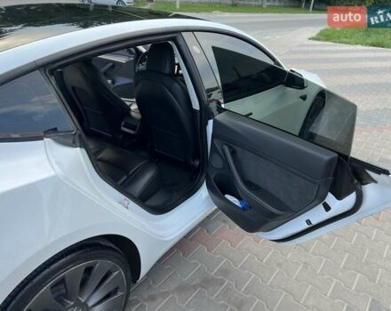 Белый Тесла Модель 3, объемом двигателя 0 л и пробегом 164 тыс. км за 18400 $, фото 10 на Automoto.ua