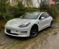 Белый Тесла Модель 3, объемом двигателя 0 л и пробегом 27 тыс. км за 19750 $, фото 6 на Automoto.ua