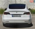 Белый Тесла Модель 3, объемом двигателя 0 л и пробегом 102 тыс. км за 14500 $, фото 4 на Automoto.ua