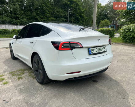 Белый Тесла Модель 3, объемом двигателя 0 л и пробегом 80 тыс. км за 17390 $, фото 8 на Automoto.ua