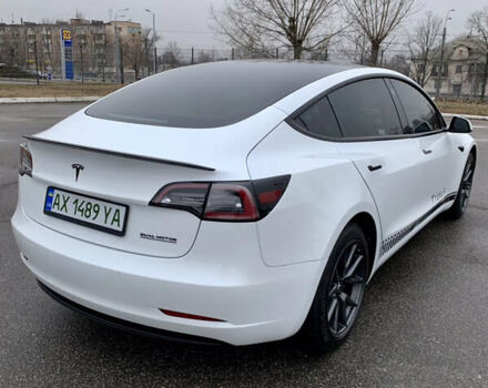 Белый Тесла Модель 3, объемом двигателя 0 л и пробегом 20 тыс. км за 22900 $, фото 7 на Automoto.ua