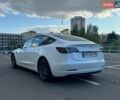 Білий Тесла Модель 3, об'ємом двигуна 0 л та пробігом 165 тис. км за 16900 $, фото 3 на Automoto.ua