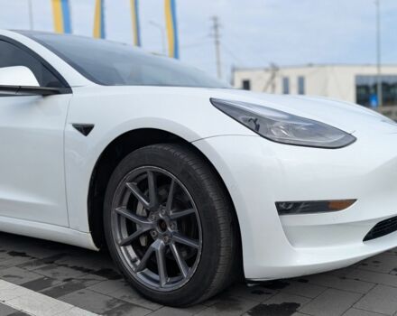 Тесла Модель 3 2021 в Луцке на Automoto.ua Белый Тесла Модель 3, объемом двигателя 0 л и пробегом 170 тыс. км за 17000 $, фото 13 на Automoto.ua