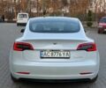 Белый Тесла Модель 3, объемом двигателя 0 л и пробегом 125 тыс. км за 18900 $, фото 5 на Automoto.ua